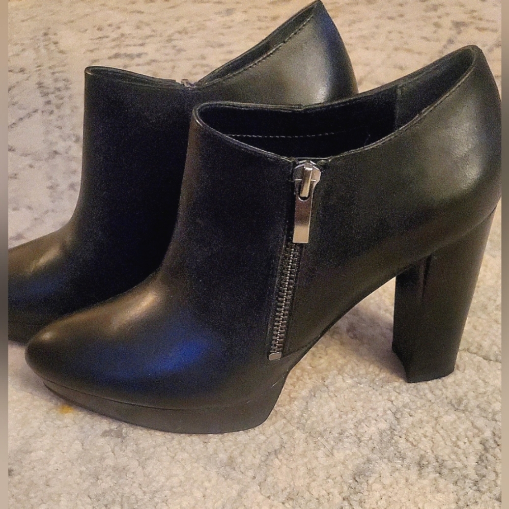Franco Sarto Sheila Black Leather Ankle Booties Zipper Platform 8
